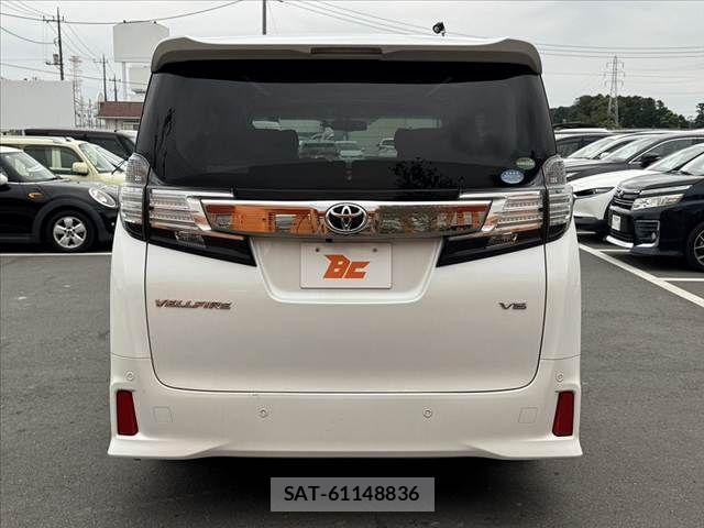 Toyota VELLFIRE 2015-12 8746509-13