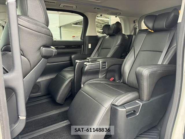 Toyota VELLFIRE 2015-12 8746509-17