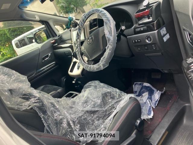 Toyota VELLFIRE 2012-11 8746531-10