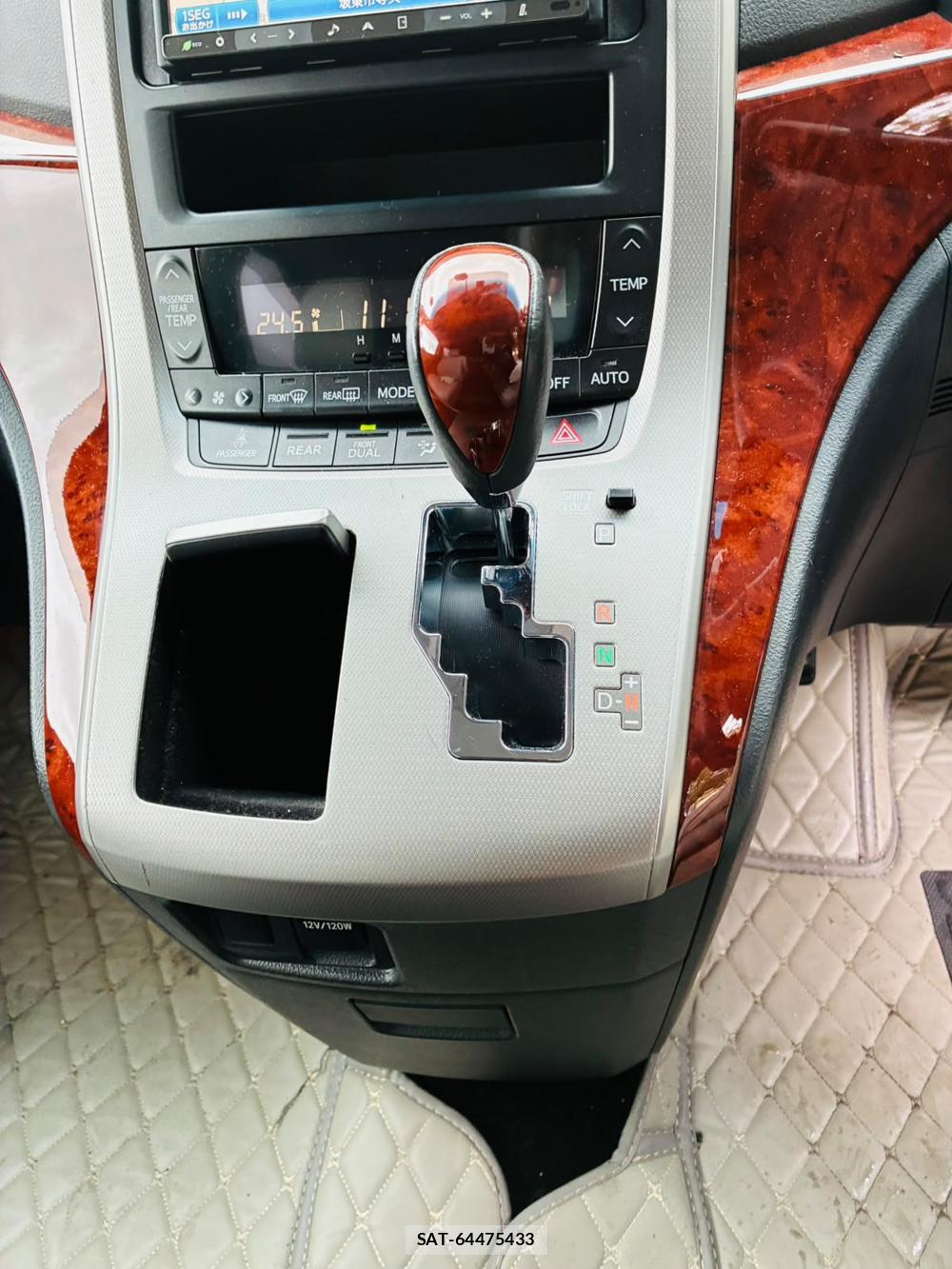 Toyota VELLFIRE 2011-11 8354097-20