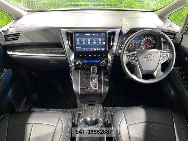 Toyota VELLFIRE 2018-03 8782456-1