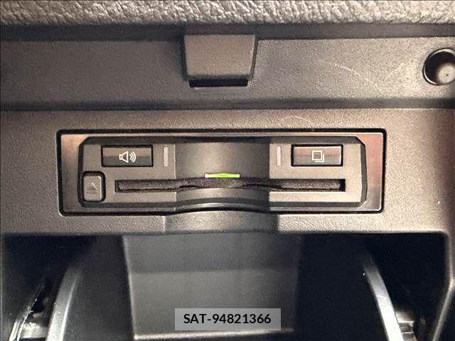 Toyota VELLFIRE 2016-05 8782454-16