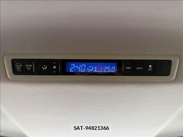 Toyota VELLFIRE 2016-05 8782454-26