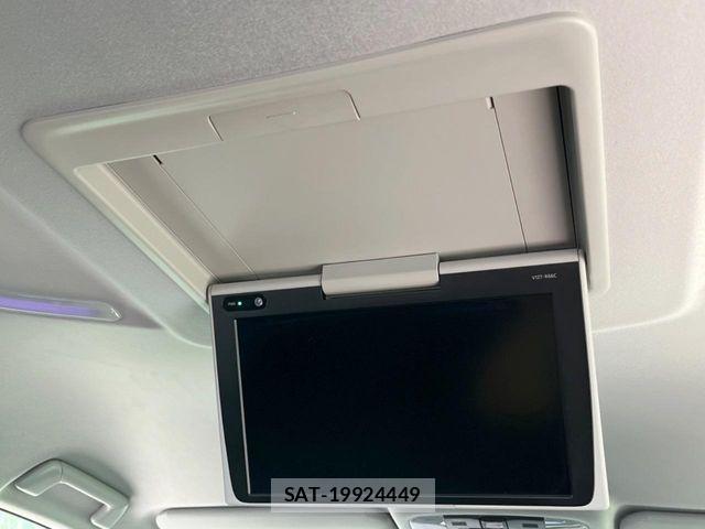 Toyota VELLFIRE 2018-02 8782444-2