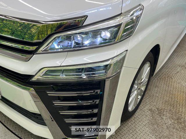 Toyota VELLFIRE 2018-03 8782443-12