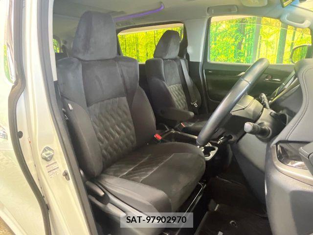 Toyota VELLFIRE 2018-03 8782443-7