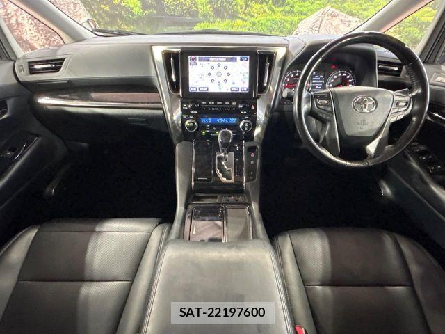 Toyota VELLFIRE 2018-04 8782441-1