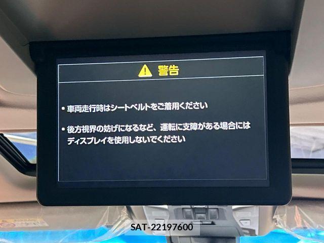 Toyota VELLFIRE 2018-04 8782441-3
