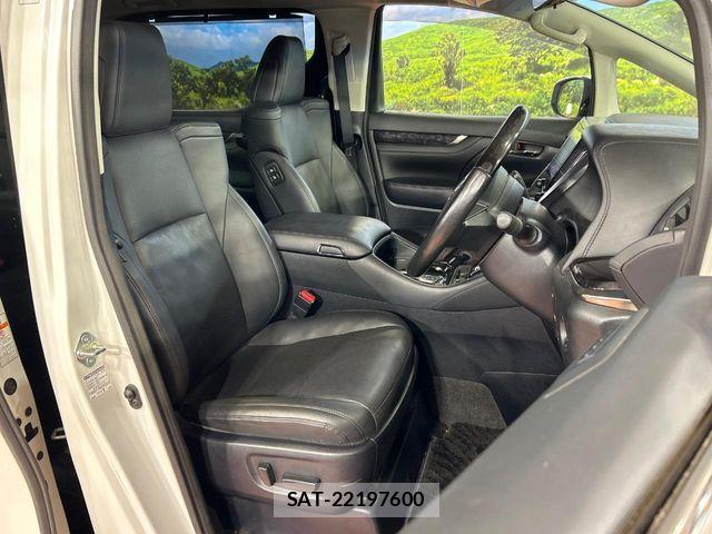 Toyota VELLFIRE 2018-04 8782441-7