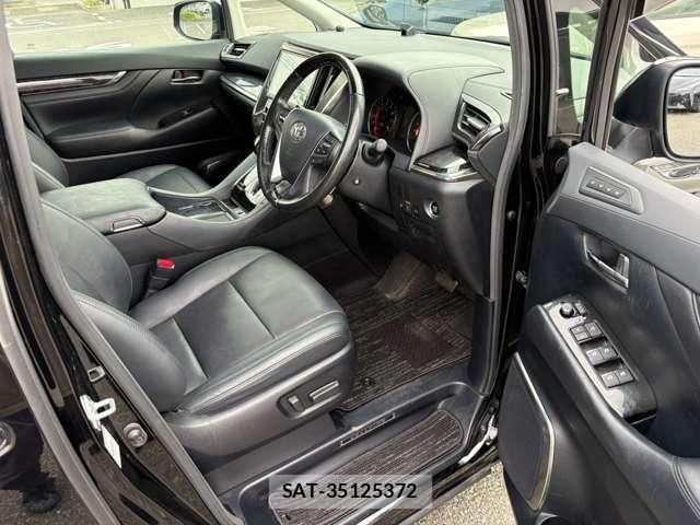 Toyota VELLFIRE 2018-12 8797789-10