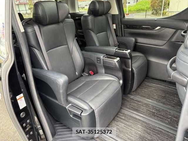 Toyota VELLFIRE 2018-12 8797789-13