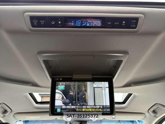 Toyota VELLFIRE 2018-12 8797789-23