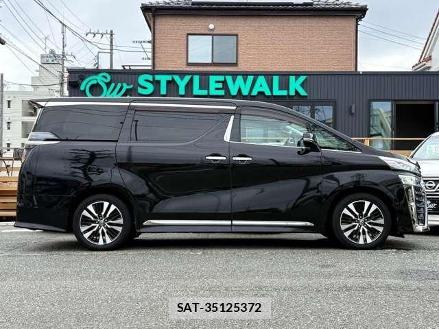 Toyota VELLFIRE 2018-12 8797789-3