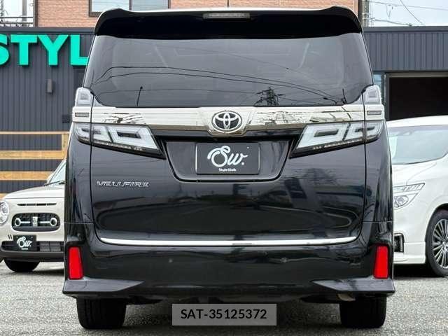 Toyota VELLFIRE 2018-12 8797789-5