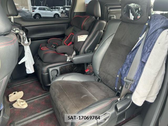 Toyota VELLFIRE 2013-01 8797802-15