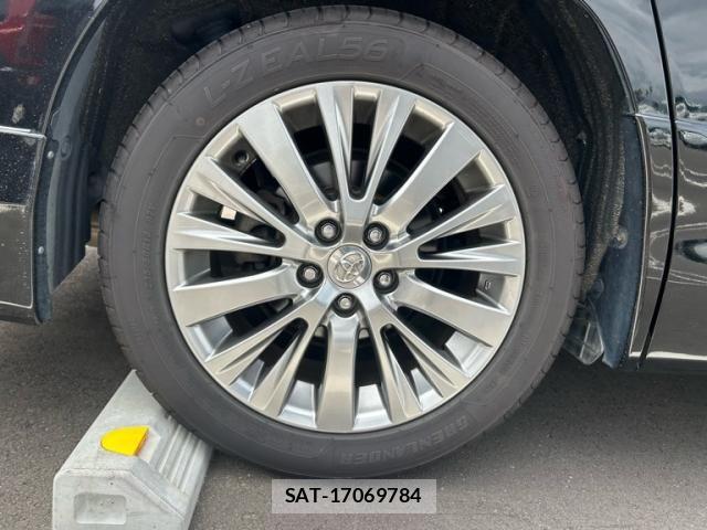 Toyota VELLFIRE 2013-01 8797802-6