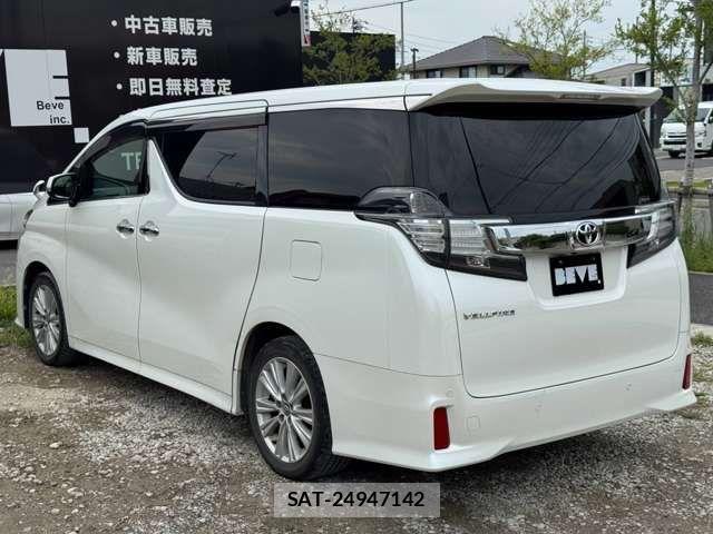Toyota VELLFIRE 2015-11 8797799-18