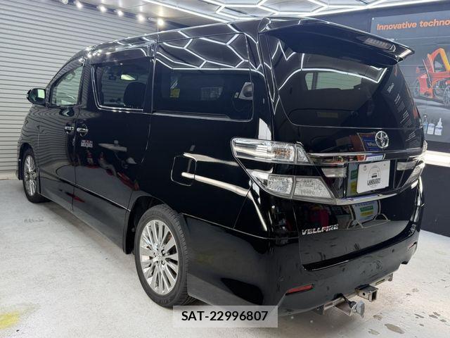 Toyota VELLFIRE 2013-06 8797800-1