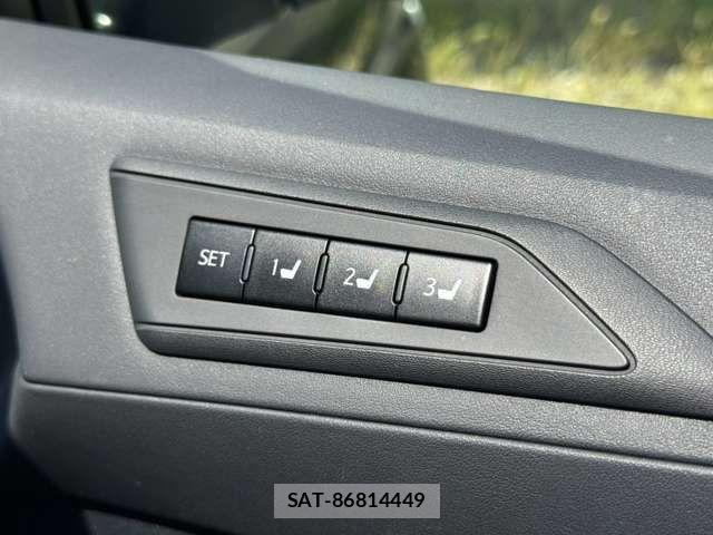 Toyota VELLFIRE 2017-10 8797794-9