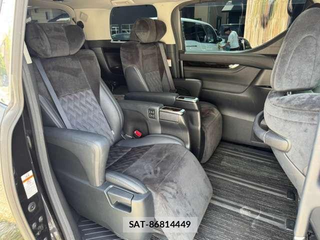 Toyota VELLFIRE 2017-10 8797794-12