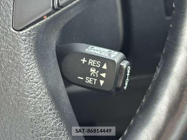 Toyota VELLFIRE 2017-10 8797794-7