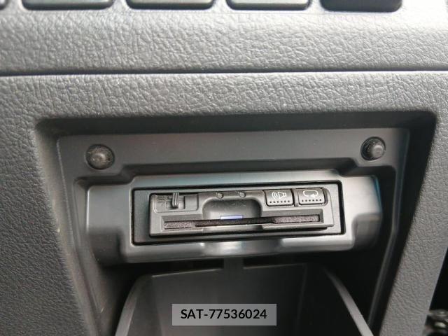 Toyota VELLFIRE 2014-05 8797798-18