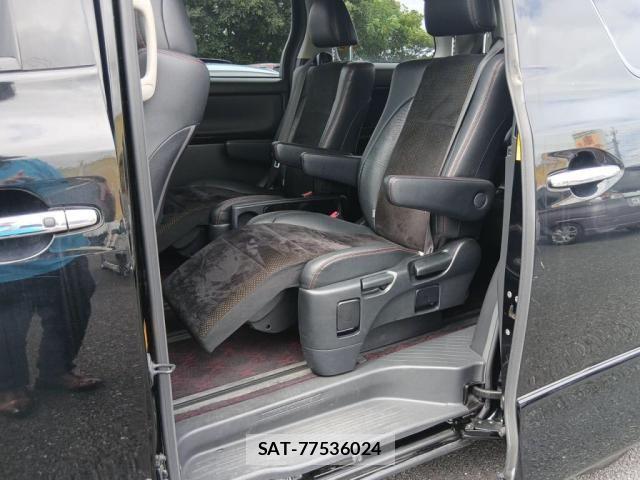Toyota VELLFIRE 2014-05 8797798-21
