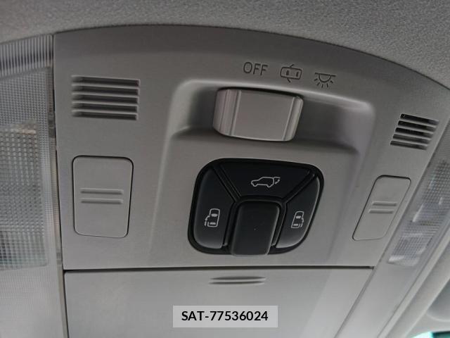 Toyota VELLFIRE 2014-05 8797798-23