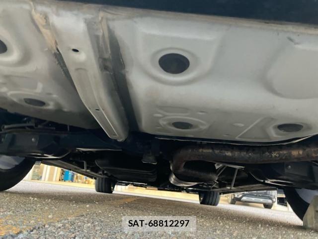 Toyota VELLFIRE 2015-04 8797797-9