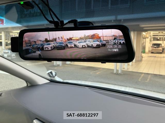 Toyota VELLFIRE 2015-04 8797797-23