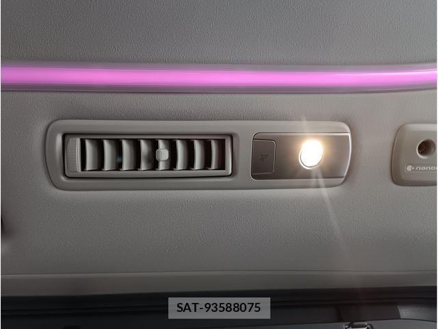Toyota VELLFIRE 2016-03 8832230-19