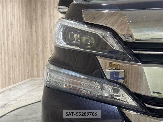 Toyota VELLFIRE 2017-05 8832229-25