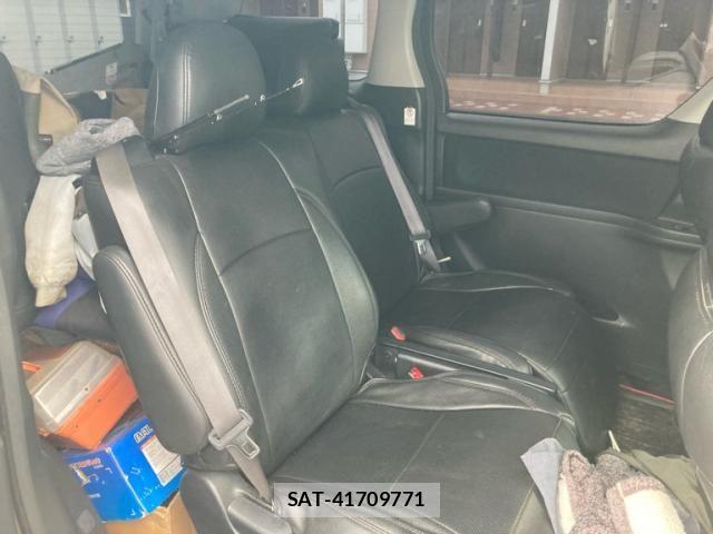 Toyota VELLFIRE 2009-12 8832241-17