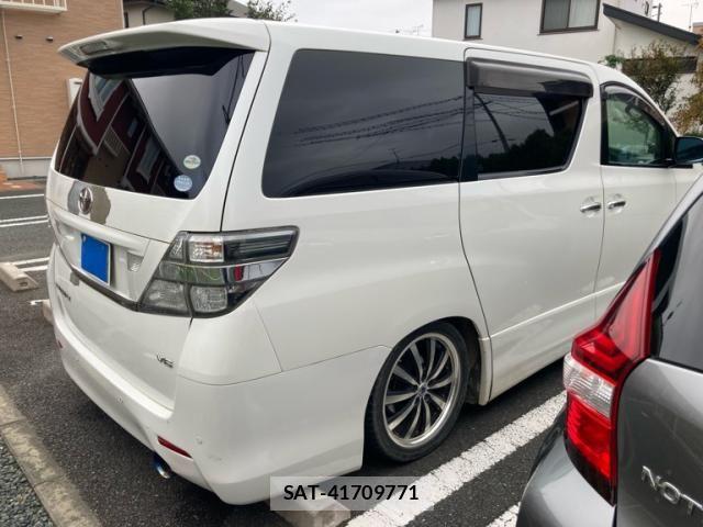 Toyota VELLFIRE 2009-12 8832241-3