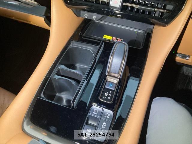 Toyota VELLFIRE 2026-01 8832226-26