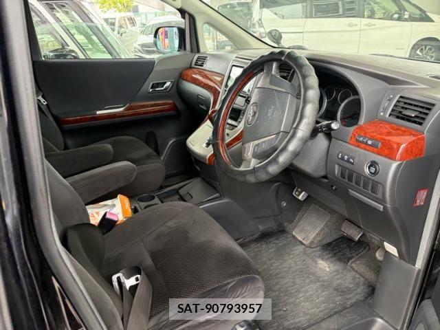 Toyota VELLFIRE 2010-04 8832247-9