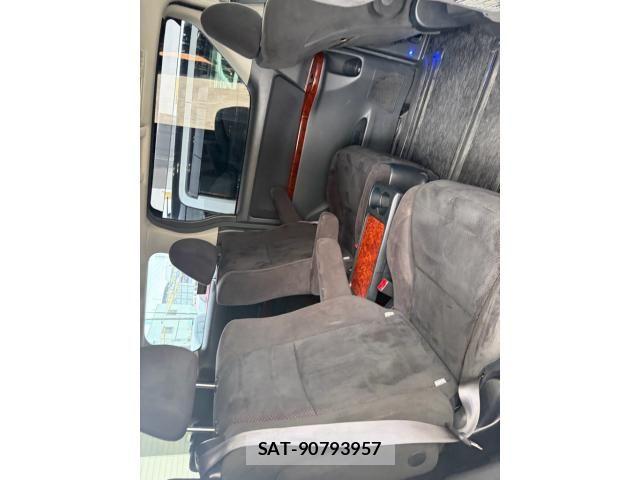 Toyota VELLFIRE 2010-04 8832247-12