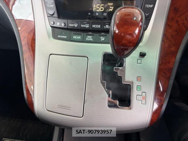 Toyota VELLFIRE 2010-04 8832247-25