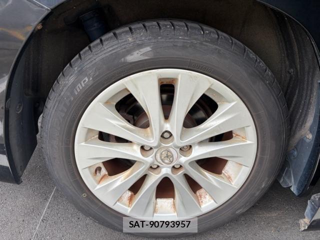 Toyota VELLFIRE 2010-04 8832247-4