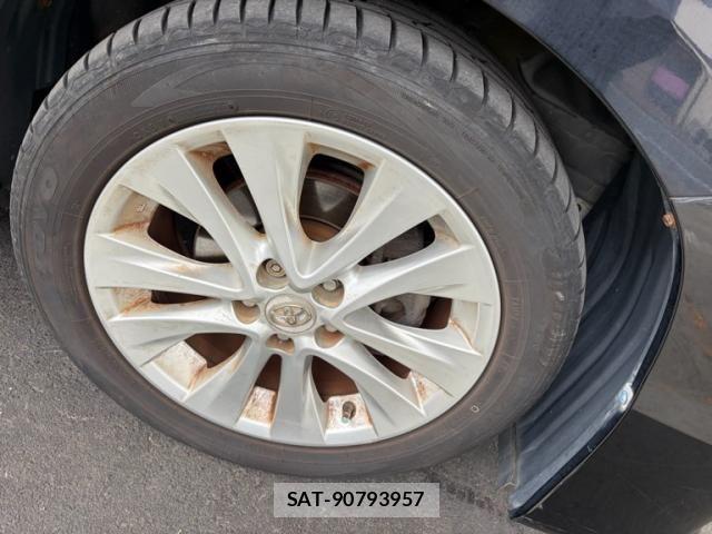 Toyota VELLFIRE 2010-04 8832247-6