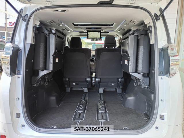 Toyota VELLFIRE 2018-11 8832228-18