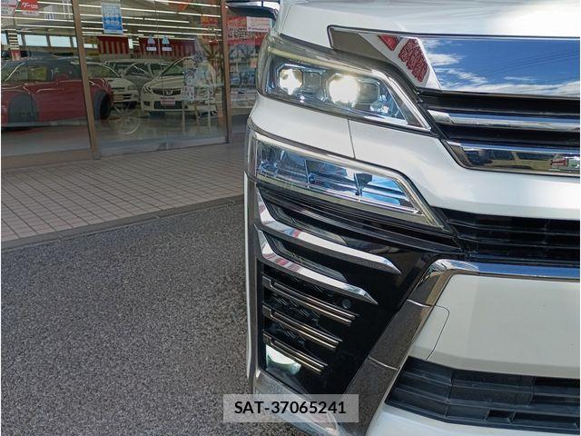 Toyota VELLFIRE 2018-11 8832228-4