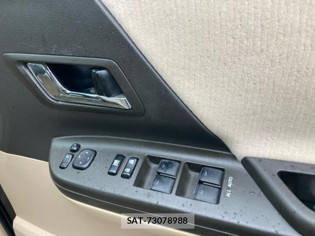 Toyota VELLFIRE 2011-10 8850961-16