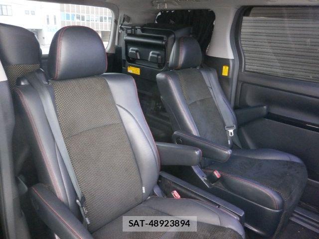 Toyota VELLFIRE 2014-07 8850957-6