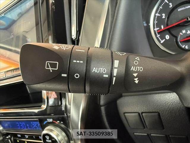 Toyota VELLFIRE 2016-10 8850813-24