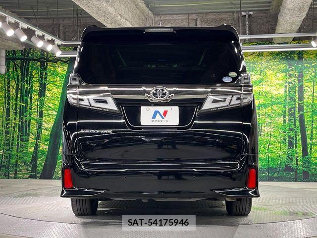 Toyota VELLFIRE 2019-04 8850948-15