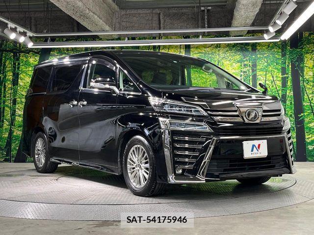 Toyota VELLFIRE 2019-04 8850948-16