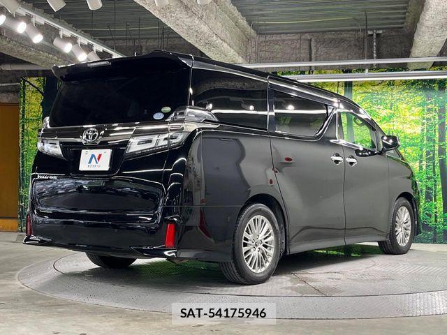 Toyota VELLFIRE 2019-04 8850948-17