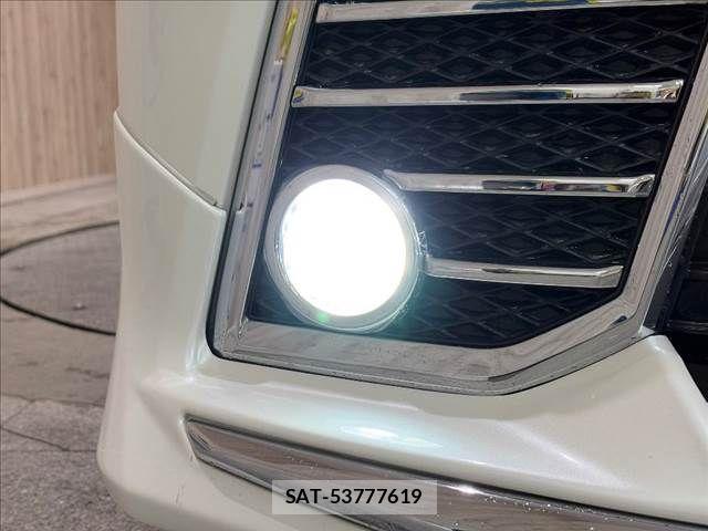 Toyota VELLFIRE 2017-03 8850953-15