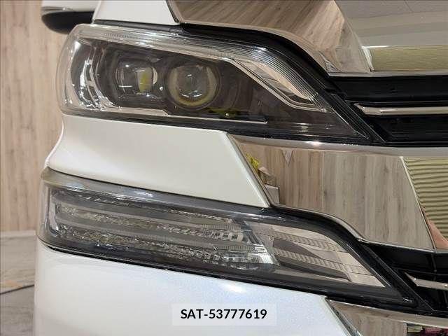 Toyota VELLFIRE 2017-03 8850953-24